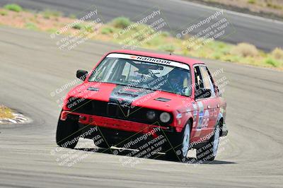 media/May-04-2025-Lucky Dog Racing (Sun) [[21629467aa]]/Turn 4 (10-1045am)/Front/